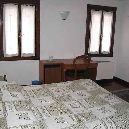 Ca' D'oro Panzió Mestre