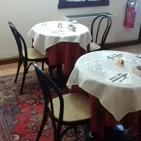 Ca' D'oro Panzió Mestre